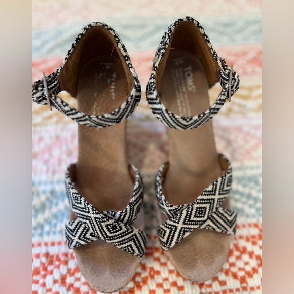 Toms Tribal Cork Wedge Heel Sienna Shoes Women’s size 7 - Picture 4 of 6